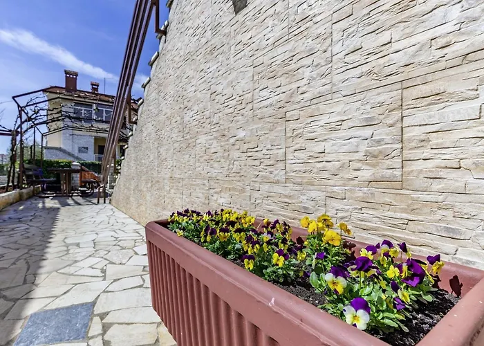 Luna In - Istrien Gostinjska kuća 3*