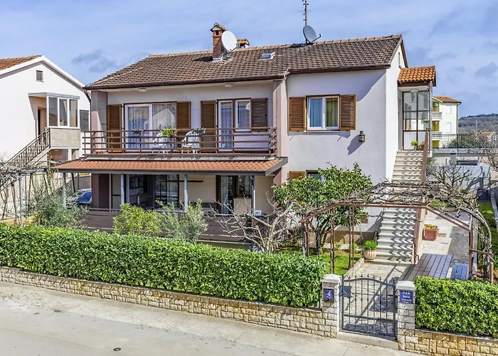 Luna In - Istrien Gostinjska kuća